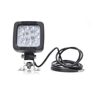 LED TYÖ/PERUUTUSVALO 1750LM