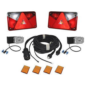 PERÄKÄRRYN VALOSARJA ASPÖCK 6M