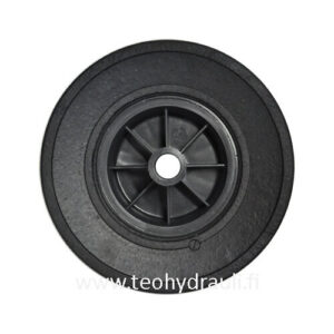 TÄYSKUMIPYÖRÄ 225x70 MUOVIV.